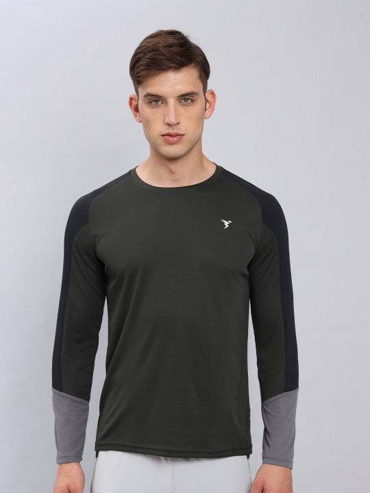 Colourblocked Raglan Sleeves Antimicrobial Slim Fit Sports T-Shirt